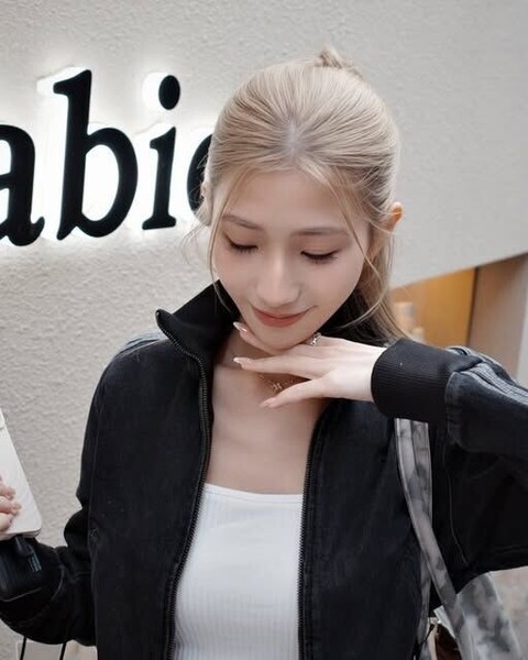 https://upload.hkgolden.media/comment/1myjkihx.cn2gjgh2dwx.ox2pg1tlkqs.uvw.jpg
