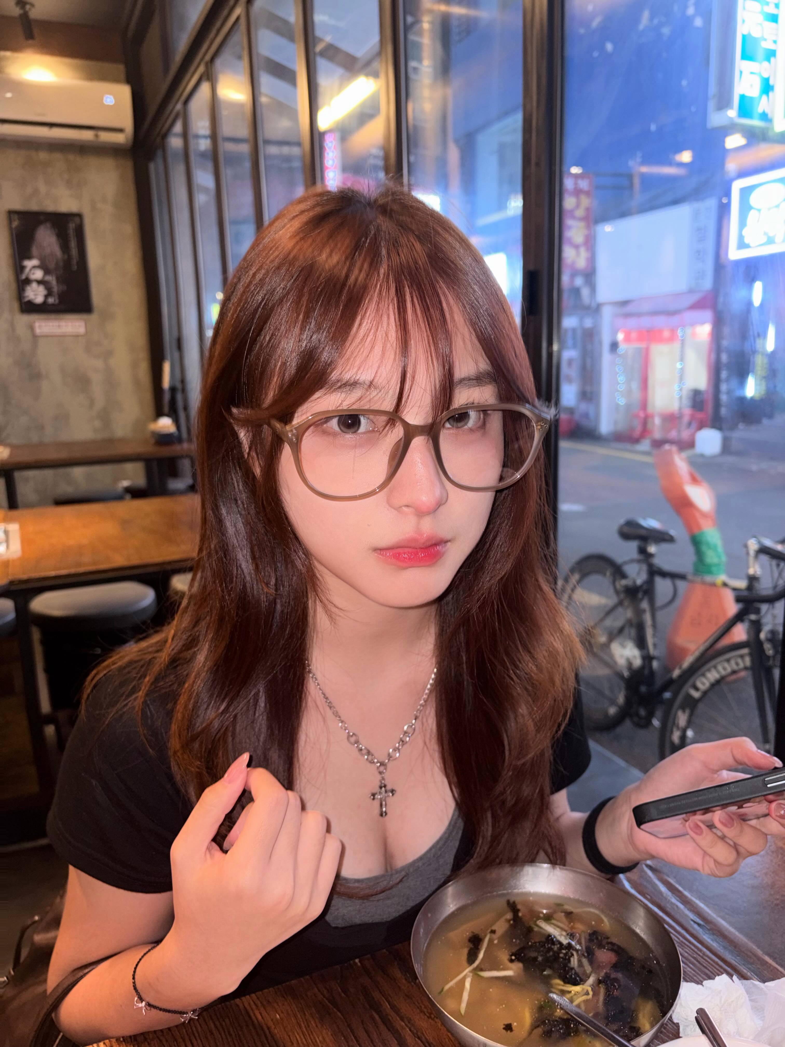 https://upload.hkgolden.media/comment/2iy3zonu.pc0varo0pgg.cnmsa3rguvv.050.jpg