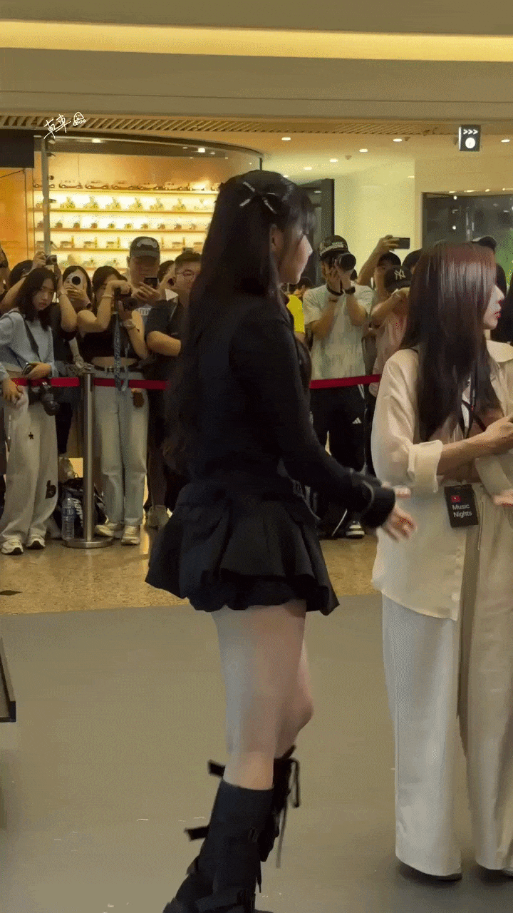 https://upload.hkgolden.media/comment/50lsbjn2.i0w44zm52lu.vipbxxrj14o.0gd.gif
