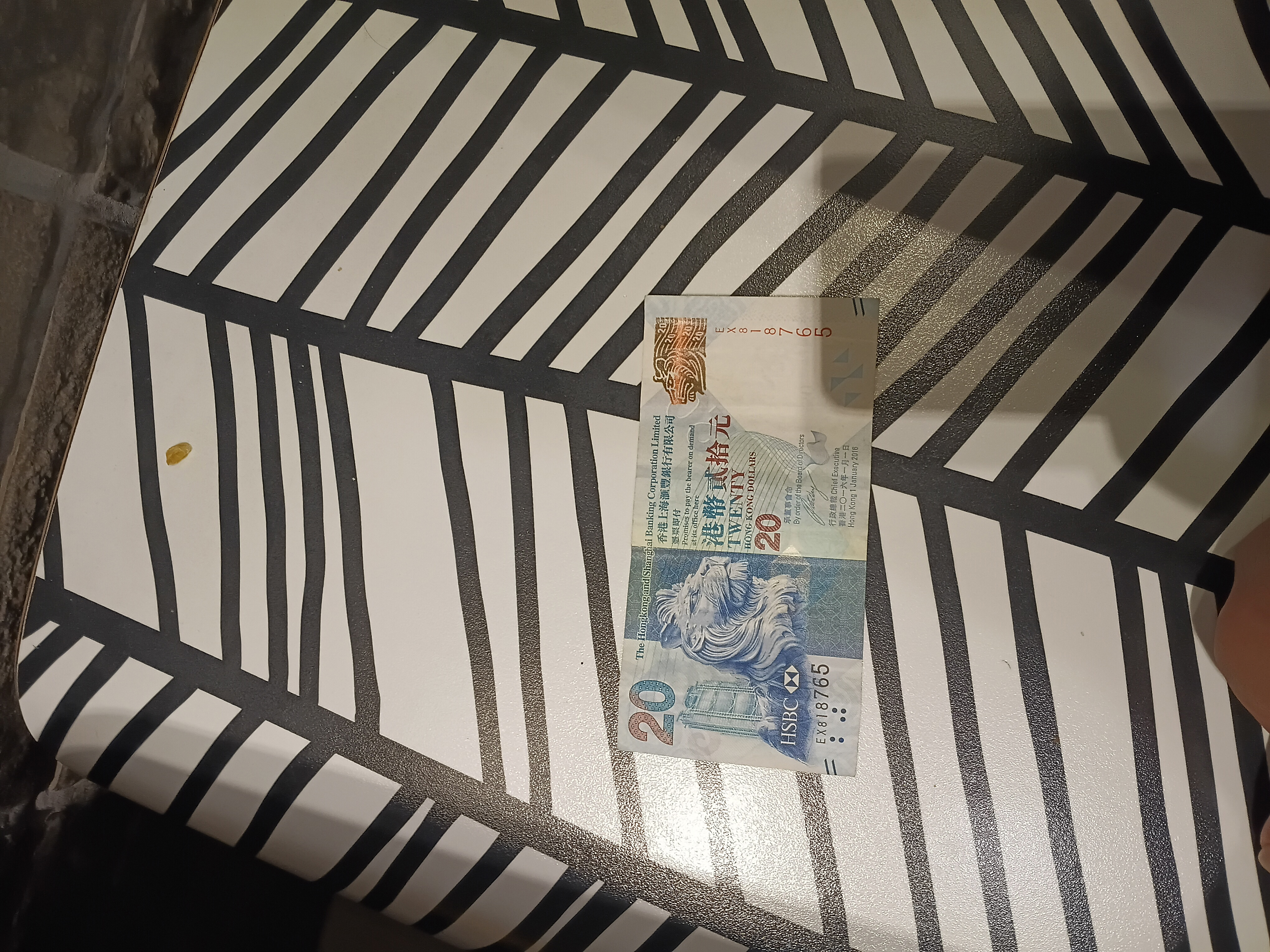 https://upload.hkgolden.media/comment/5zkzmyzy.jzqg22p4t3y.z53fyewjghv.ufo.jpg
