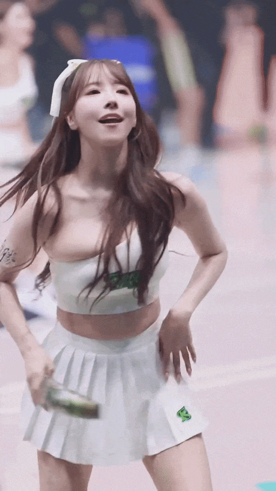 https://upload.hkgolden.media/comment/c1vov0ib.srcpfgy0eq0.r2yrgzerw4s.hys.gif