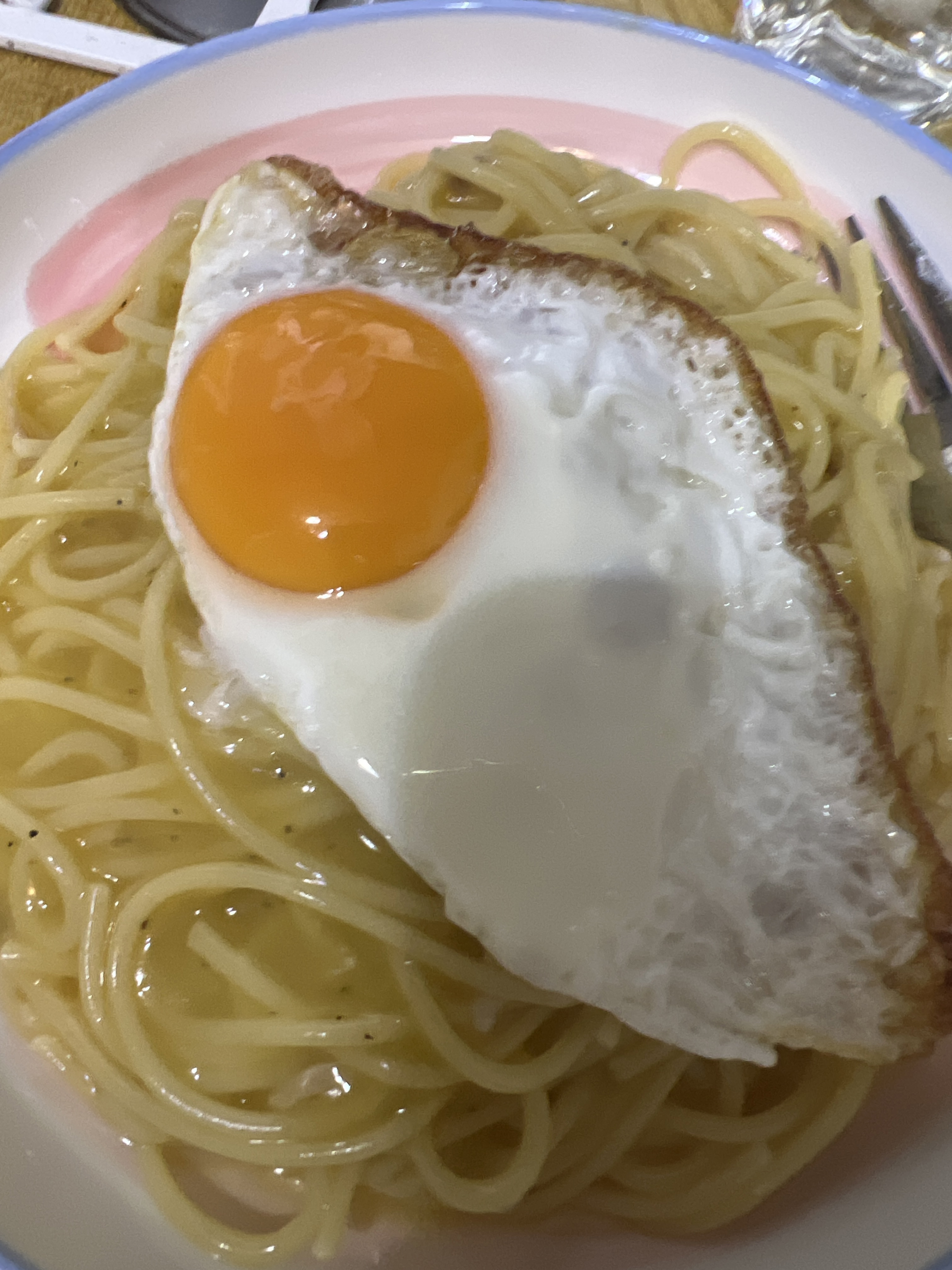 https://upload.hkgolden.media/comment/mhocwt5f.ehs2pf4zipb.m0u5naxjn32.wmx.jpg