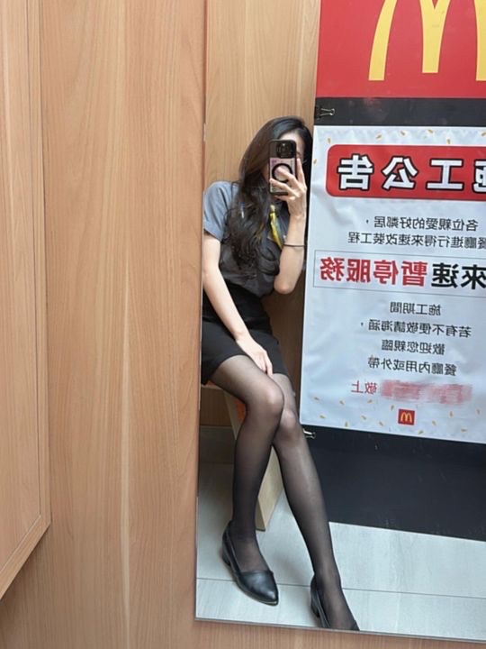 https://upload.hkgolden.media/comment/of2qa3jm.kwzvurt2rsl.y3oou0exuw4.zvi.jpg