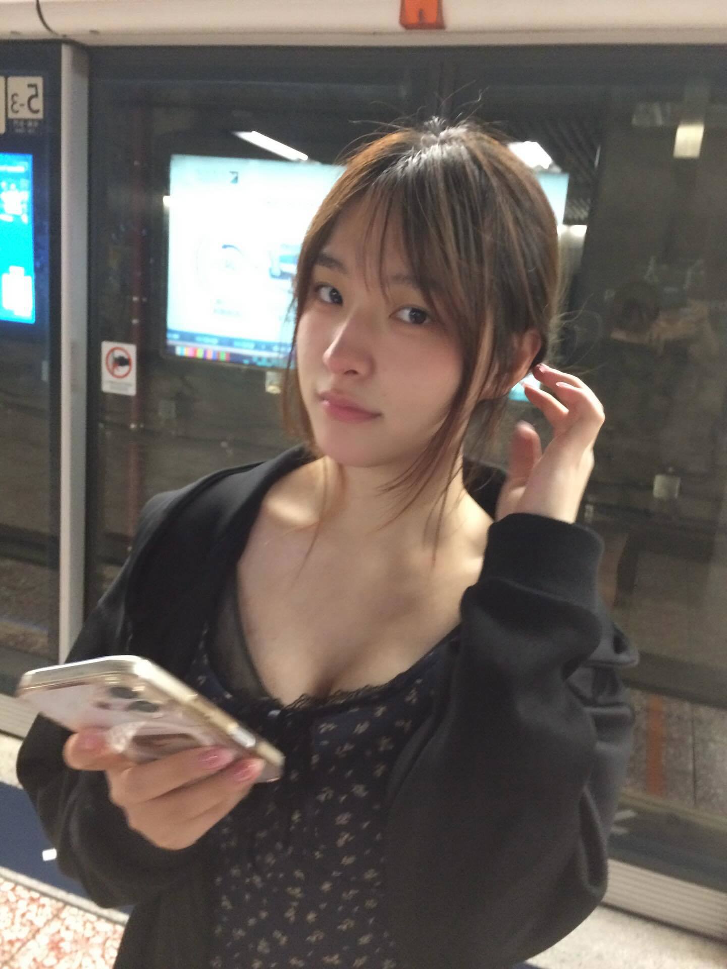 https://upload.hkgolden.media/comment/ohecdeib.2vyeqahyuhg.pk40dl12nw5.k4m.jpg
