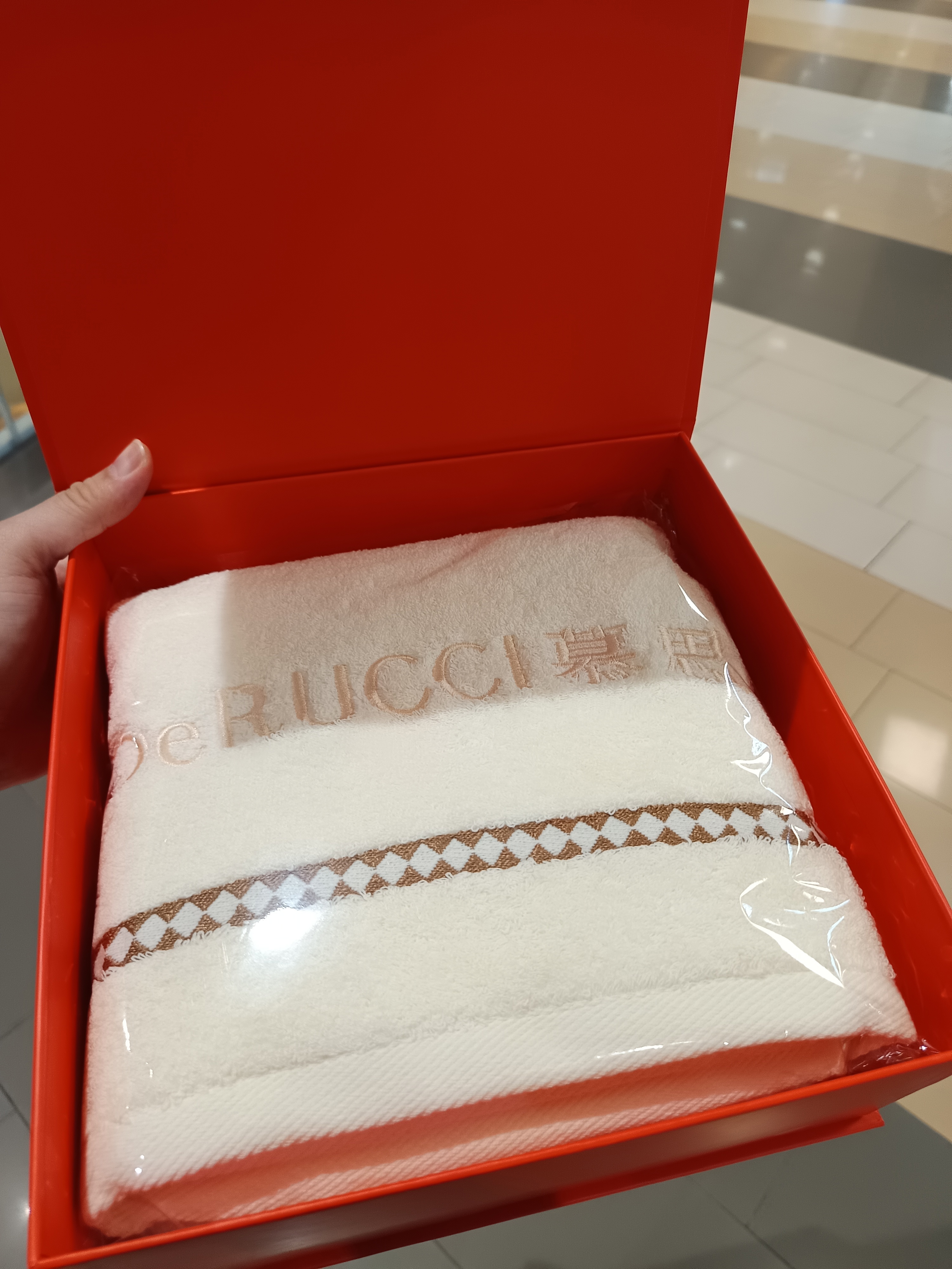 https://upload.hkgolden.media/comment/r05orxf5.kqk0rfgslgx.d0guutxjf00.mvt.jpg