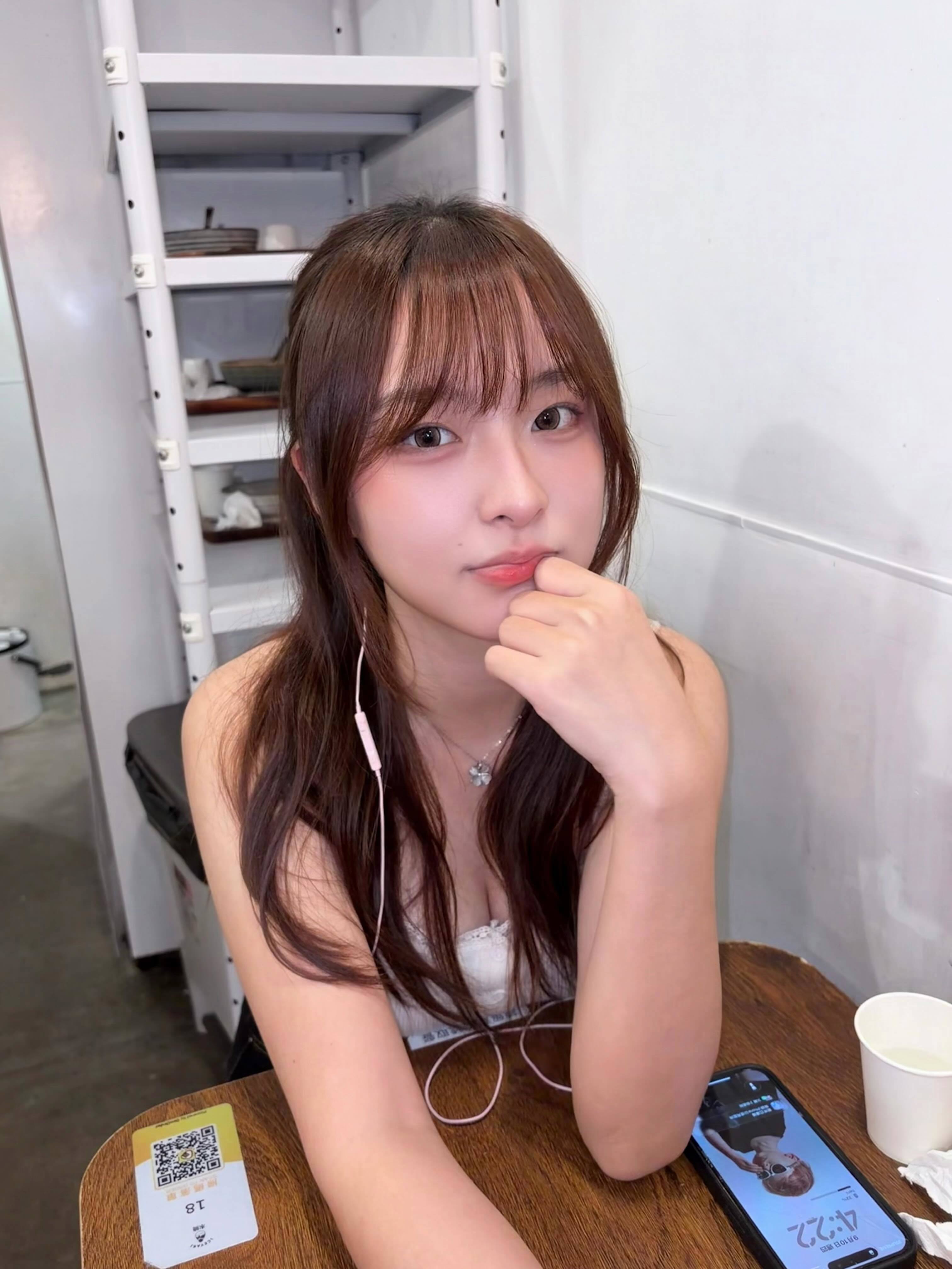 https://upload.hkgolden.media/comment/rd12wmqx.ueaat0d2yw1.hq2j5hglhx2.4gs.jpg