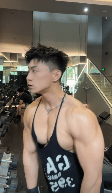 https://upload.hkgolden.media/comment/rvsfbf0k.ayrxhfhgdjl.kntqngdzbkt.t05.gif