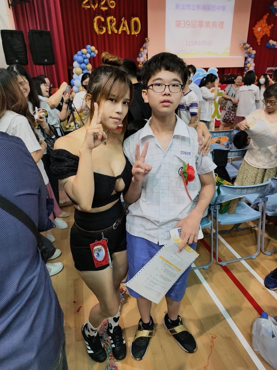 https://upload.hkgolden.media/comment/tyhe5pqy.btc25pq42qs.reocqhslv31.3op.jpg