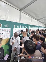 https://upload.hkgolden.media/comment/uosn3tay.2n4opvhplnv.1gti2pkscpd.bht.jpg