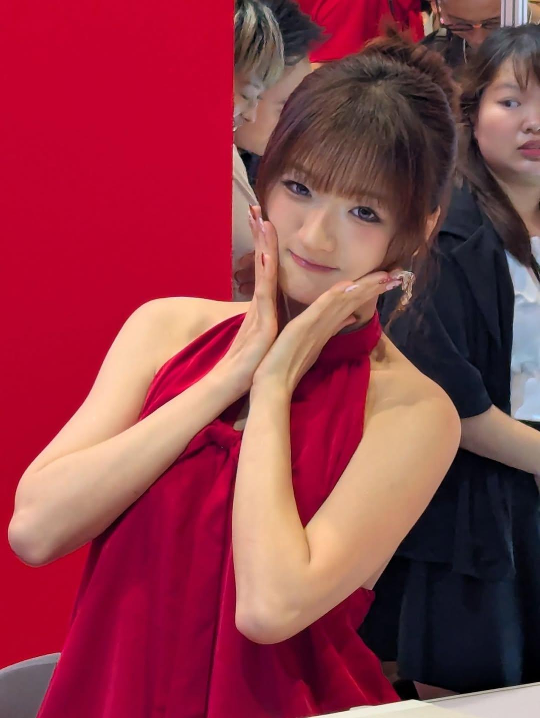 https://upload.hkgolden.media/comment/w3dqq3qu.ebcc1o113w3.awtz0fxjntx.vog.jpg