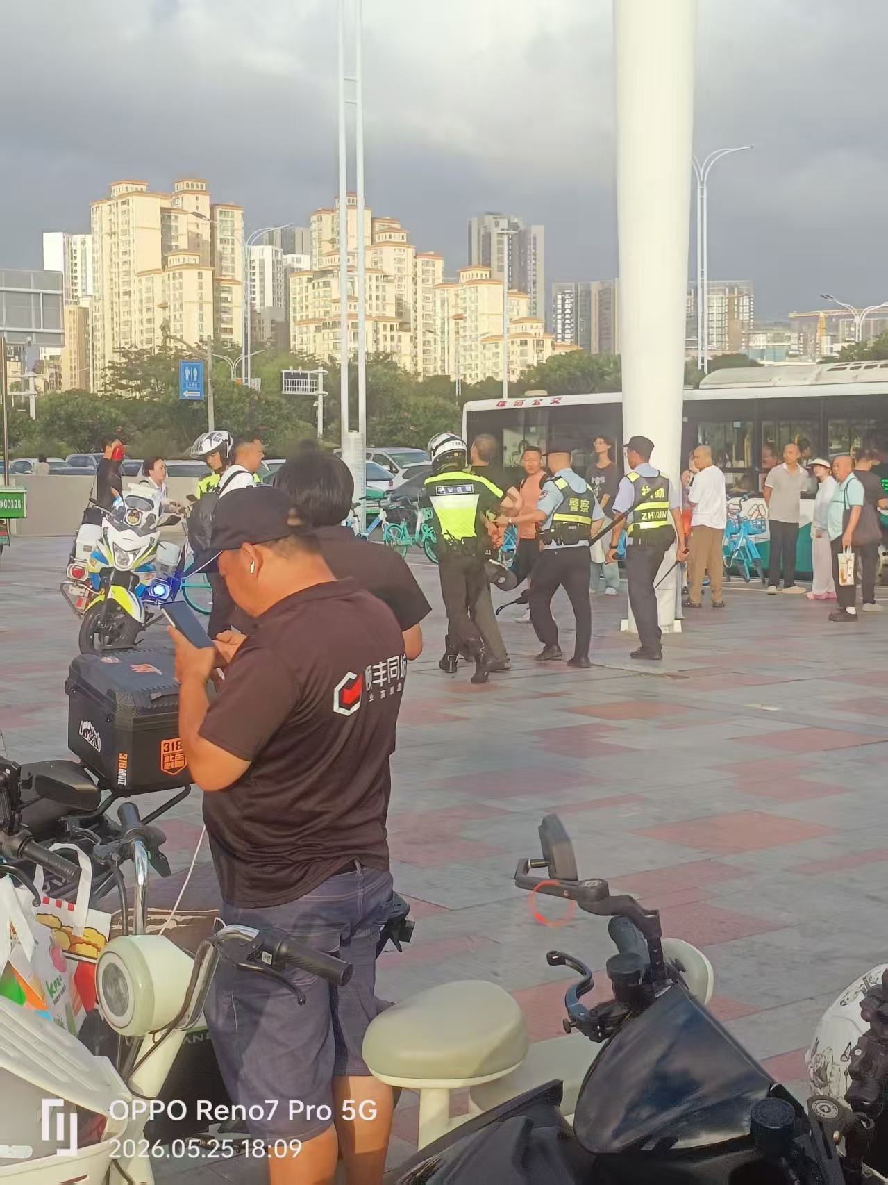 https://upload.hkgolden.media/comment/xjjk0jbx.f4qrcw2moqm.xfbmeig2lw0.j03.jpg